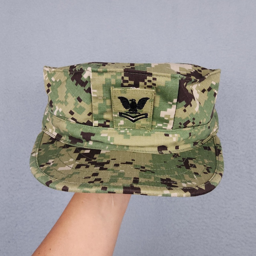 SEKRI Industries Hat Cap Fitted Mens 7 1/4 Green Camo US Navy Working Type III